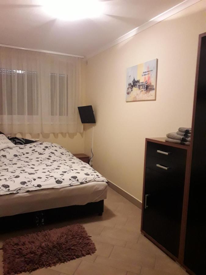 Apartment Rozsa Voelgy