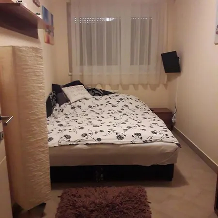 Rozsa Voelgy Apartman Еґер Екстер'єр фото