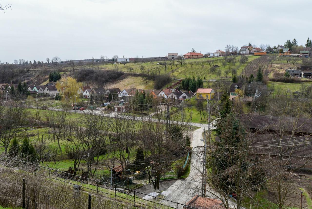 Апартаменти Rozsa Voelgy Еґер